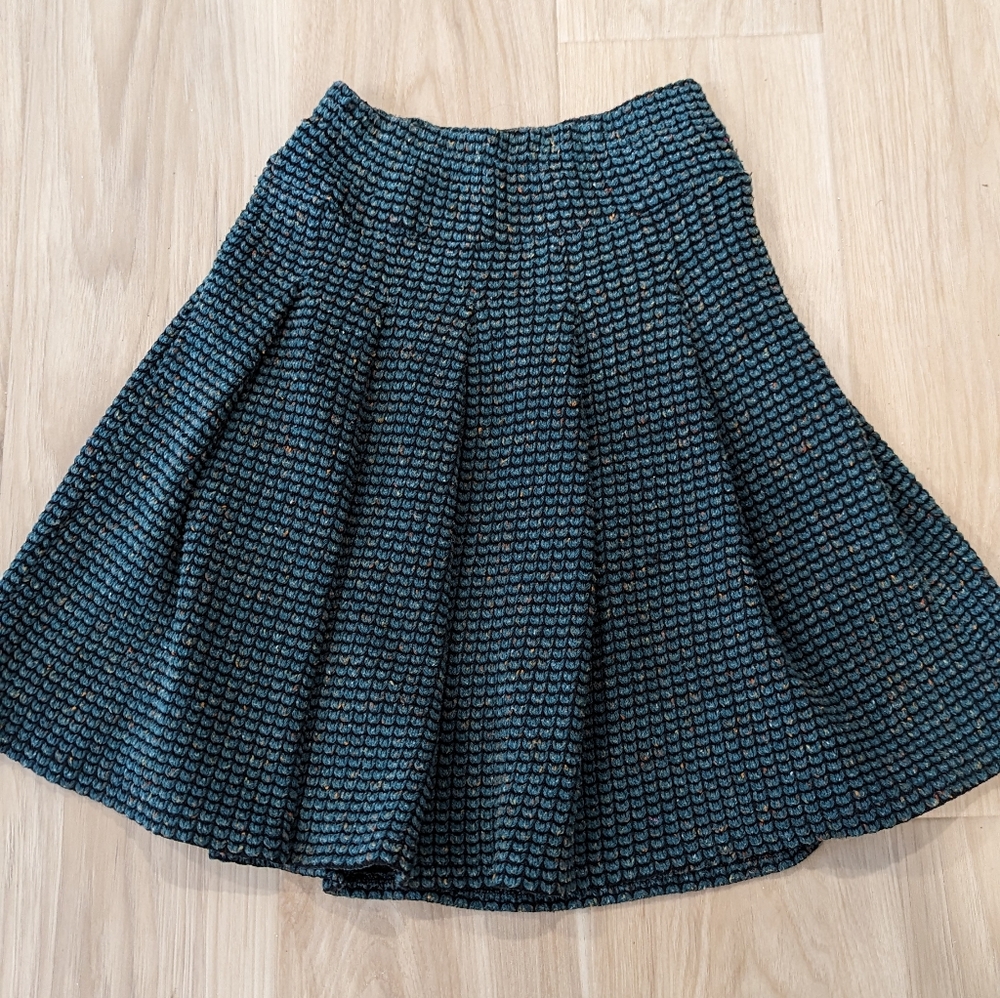 Girls green sweater thick winter skirt